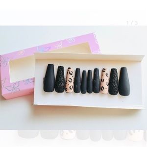 Hand painted cheetah print press on nails